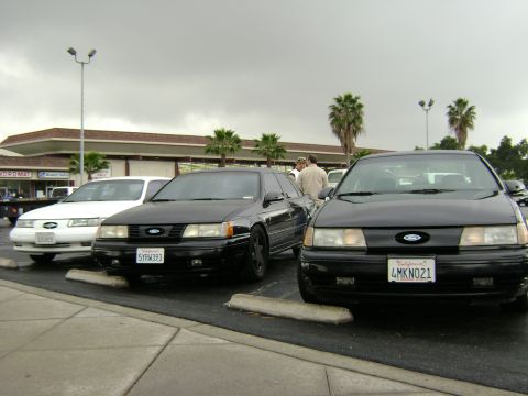 1991 Ford Taurus photo