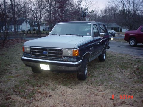 1990 Ford Bronco photo