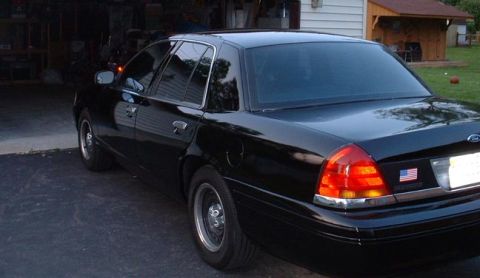 1998 Ford Crown Victoria photo