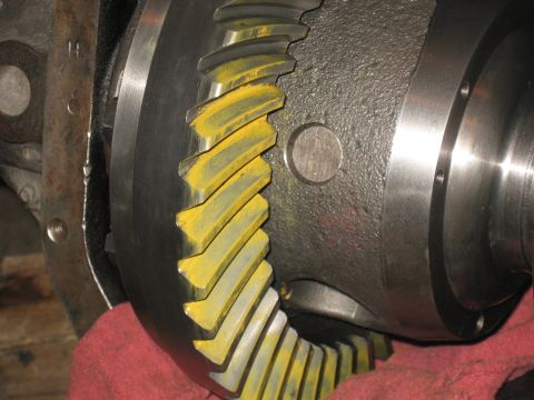 1990 Ford F-250 - .040 pinion .008 backlash