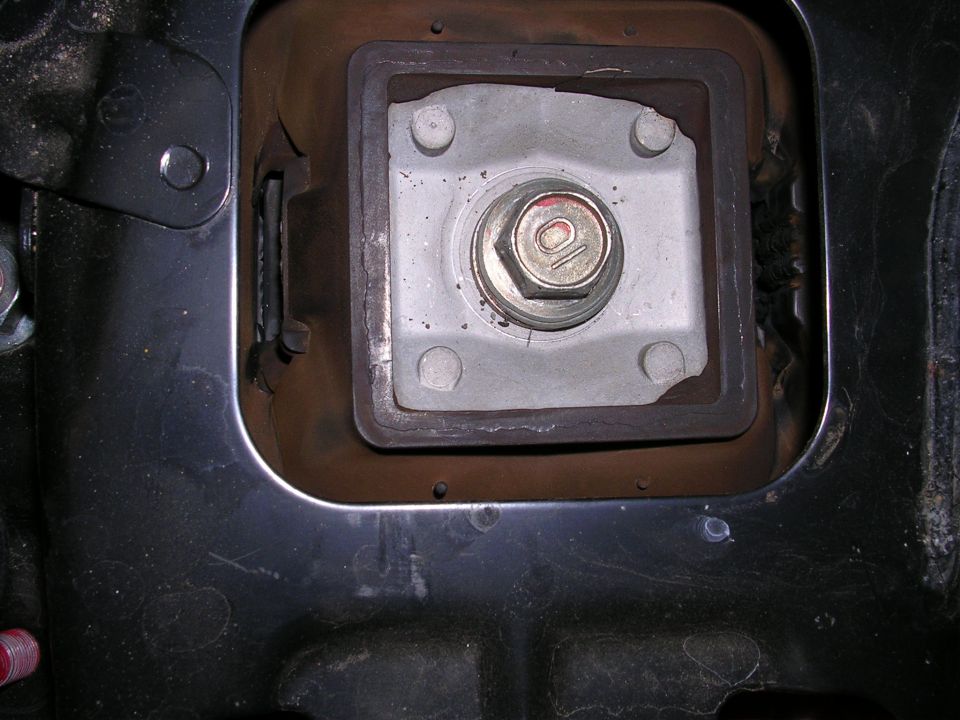 Engine mount bolt with '10' marking