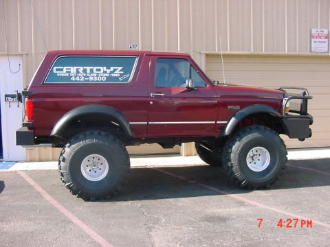 1993 Ford Bronco photo