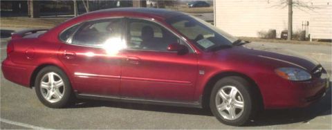 2000 Ford Taurus - here she is, rather new and unused.