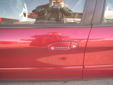 2000 Ford Taurus photo