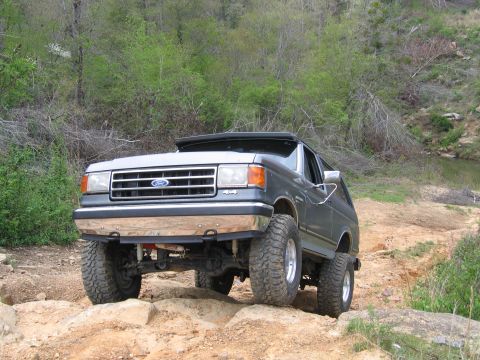1989 Ford Bronco - This 1989 Ford Bronco is navigating a rocky off-road trail.