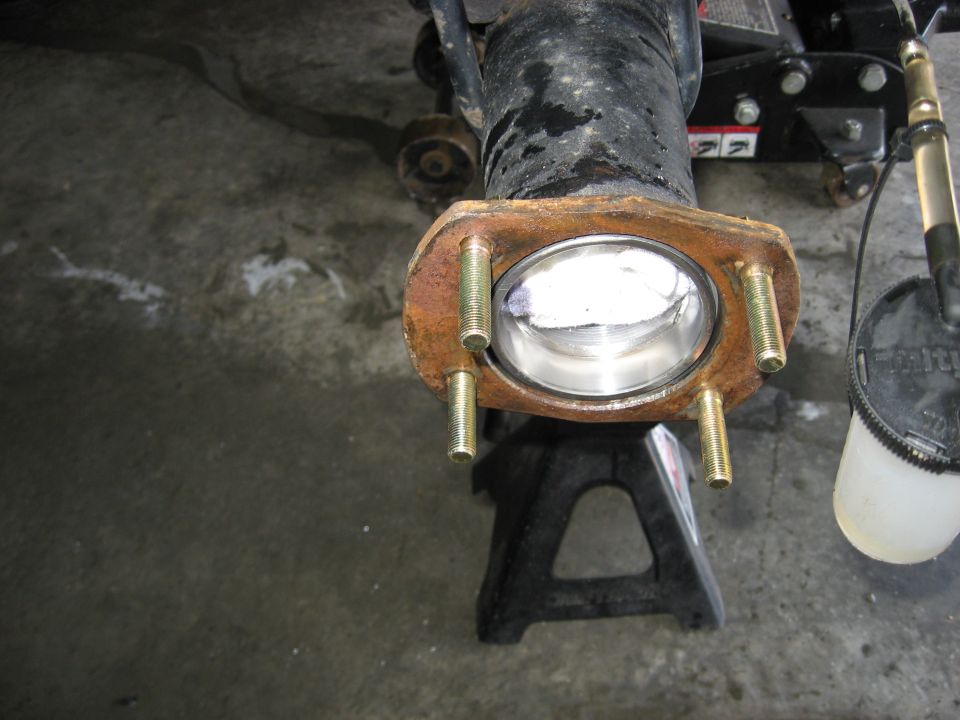 Installing Rear Disc Brakes on 1979 Ford Bronco 9" Rear End. Link - http://www.tsmmfg.com/2500.htm
