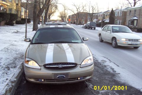 2000 Ford Taurus photo