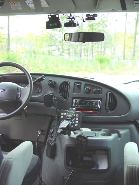 2003 Ford E350 photo