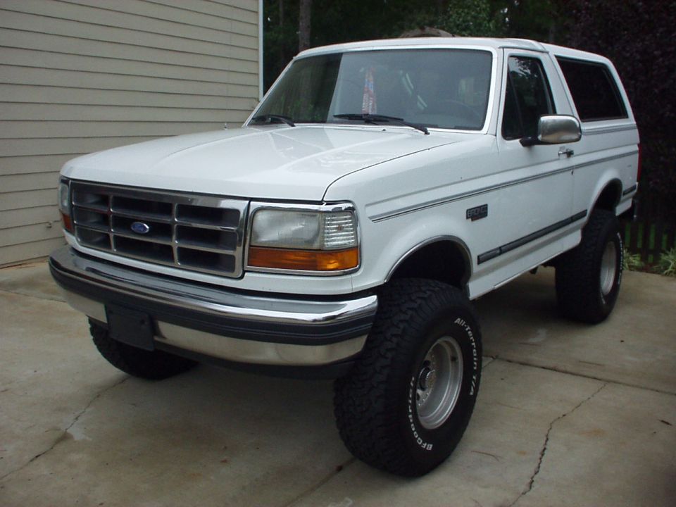 1992 Ford Bronco “Tusk”