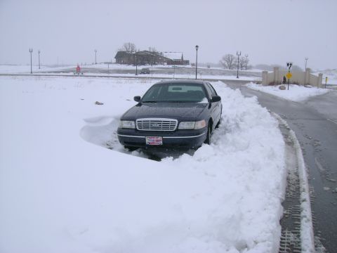 1999 Ford Crown Victoria photo