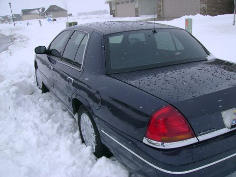 1999 Ford Crown Victoria photo