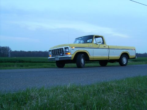1979 Ford F-100 - 26