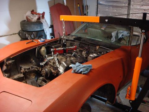 1975 Chevrolet Corvette - Hoist is hooked up