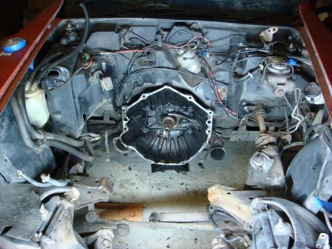 1975 Chevrolet Corvette - Oops, cracked bellhousing