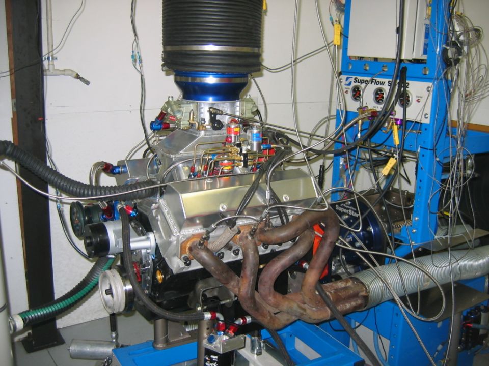 V8 engine mounted on a SuperFlow engine dyno test stand