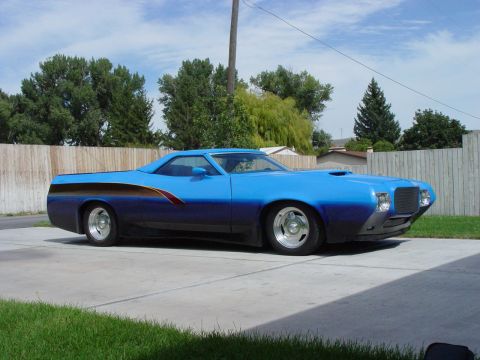 1972 Ford Ranchero - This car says customs rule!