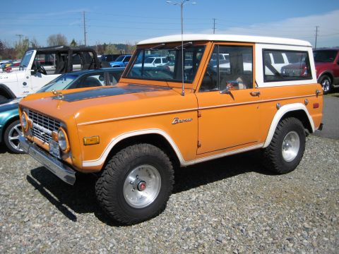 1980 Ford Bronco - This orange Ford Bronco appears to be from the late 1970s, not 1980.