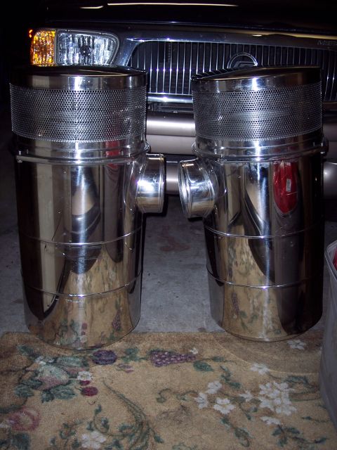1981 Kenworth W900A - Two chrome air cleaners are shown in this detail photo.
