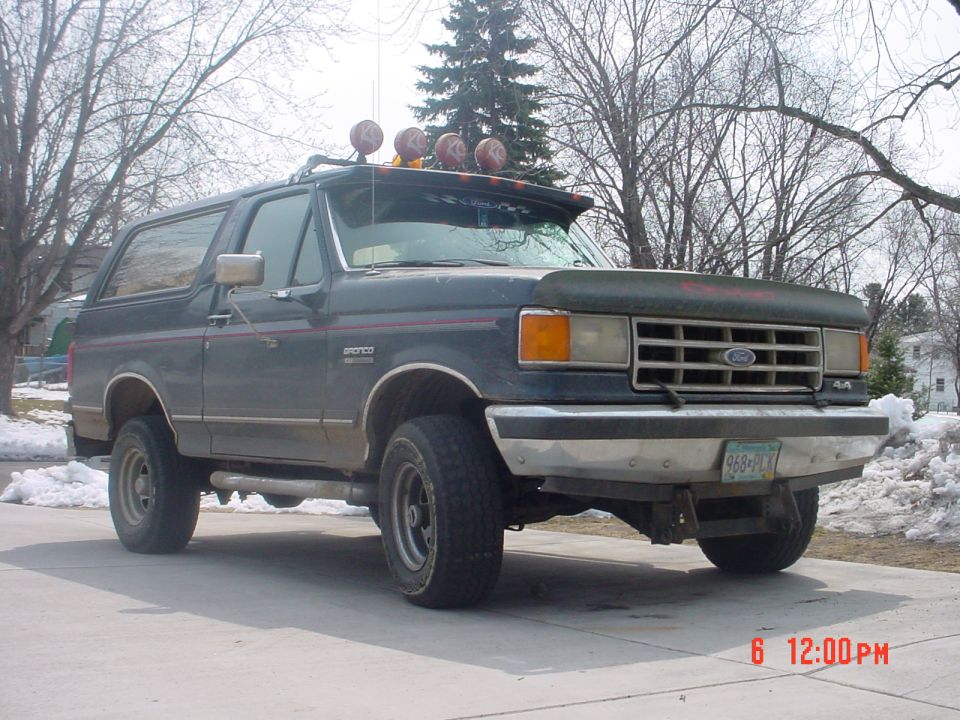 1988 Ford Bronco “BigBlueBronco”