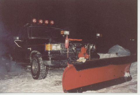 1988 Ford Bronco - New kc light covers. Dont have the covers on much. plow is pretty new. its a 7 1/2' western pro plow