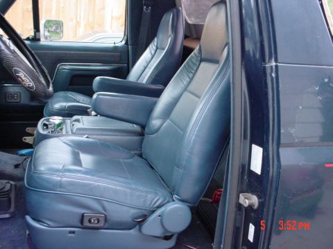 1988 Ford Bronco - the new seats installed