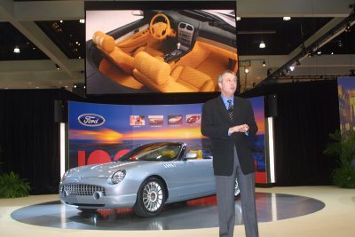 2004 Ford Thunderbird photo