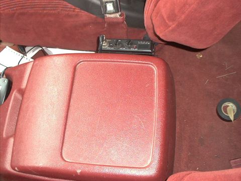 1994 Ford Bronco - CB mounted between console and passenger seat. I like it!!