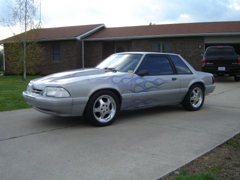 1991 Ford Mustang photo