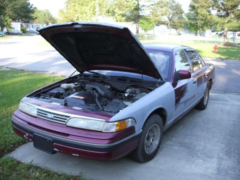 1993 Ford Crown Victoria photo