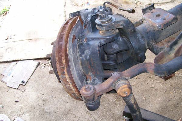 Dana 60 front axle assembly with brake rotor and tie rod ends
