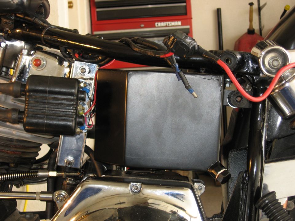 1979 Shovelhead FXE new oil bag