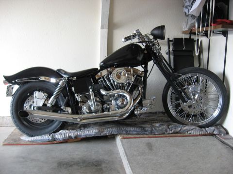 1979 Harley-Davidson FXRT Sport Glide - 1979 Shovelhead FXE rattle can black paint