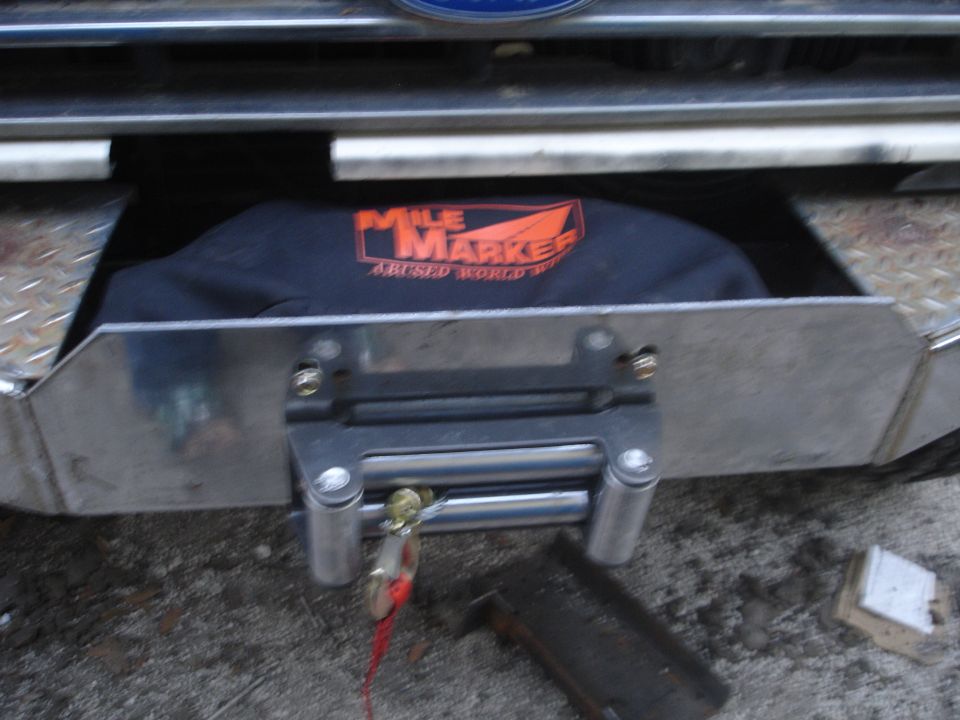 Winch mount with Mile Marker bag