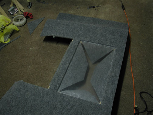 Carpet is coming along nicely, thin enuff to form fit...