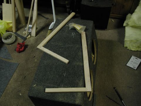 1988 Ford LTD Crown Victoria - Glue the frame together.. hmm or not..