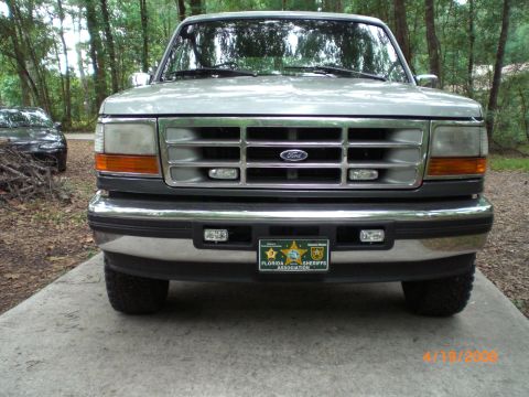 1996 Ford Bronco - New fog lights recessed into bumper cutouts