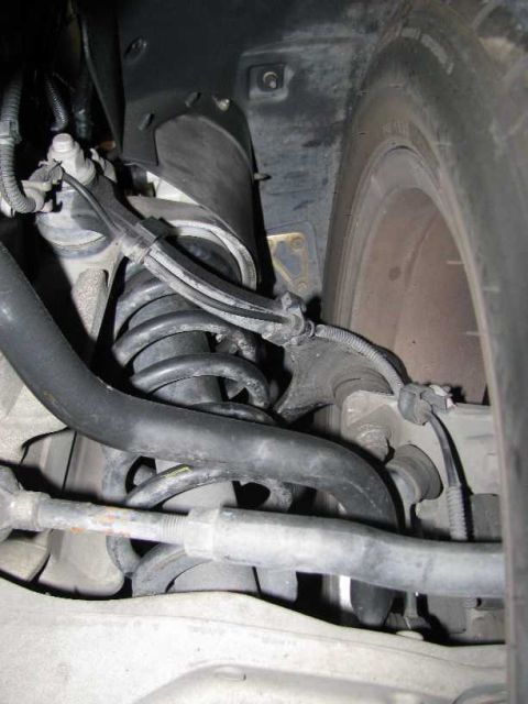 2003 Mercury Marauder - Front spring.