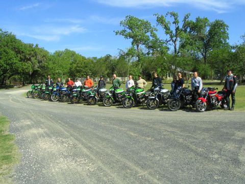1981 Kawasaki Bayou - everybody with their machines