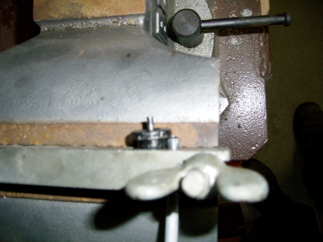 Set depth of line in clamp using the adapter