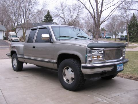 1998 GMC Sierra 1500 - bug visor