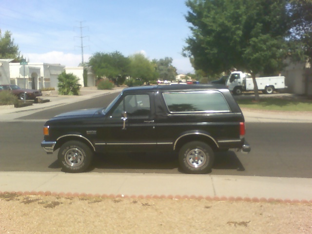 1989 Ford Bronco “1clean5.0”