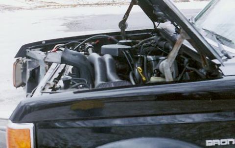 1990 Ford Bronco - Engine
