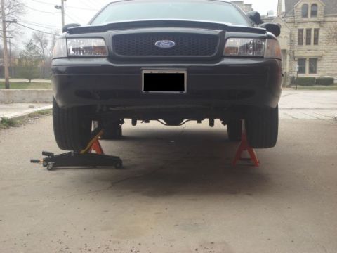 2000 Ford Crown Victoria photo