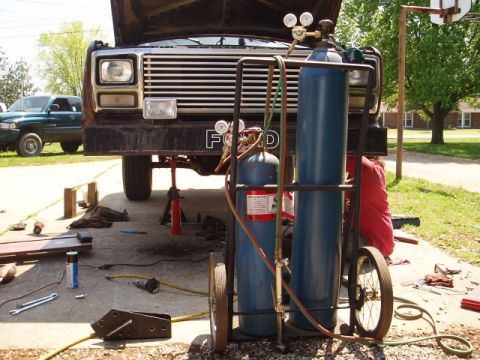 1980 Ford Bronco - How I got the rivets out of the coil buckets.