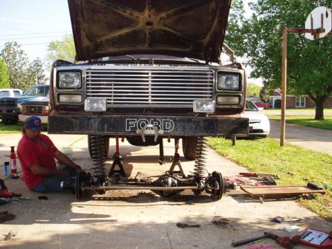 1980 Ford Bronco - gettin closer.