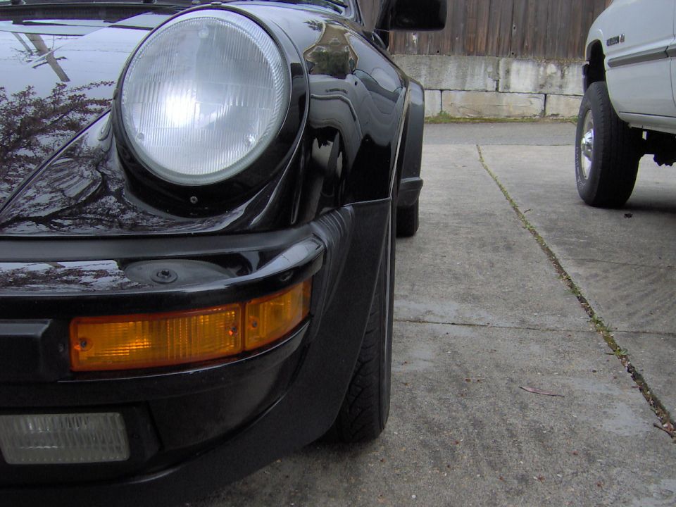 1987 Porsche 911 “sarena”