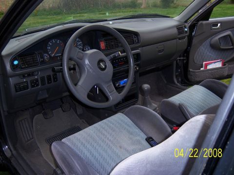 1989 Mazda MX-6 “Perla”