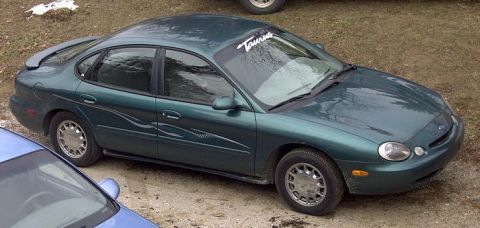 1996 Ford Taurus