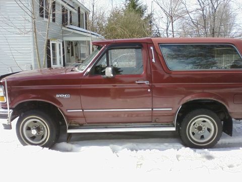 1993 Ford Bronco photo