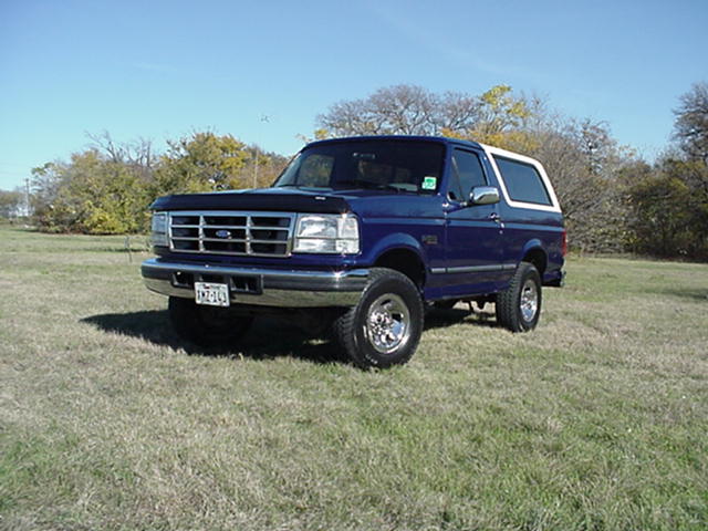 1996 Ford Bronco “BlueHolio”